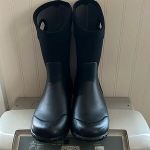 Boggs size 4 big kids